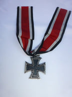 Ritterkruis met eikenloof en zwaarden