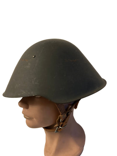 NVA Stahlhelm