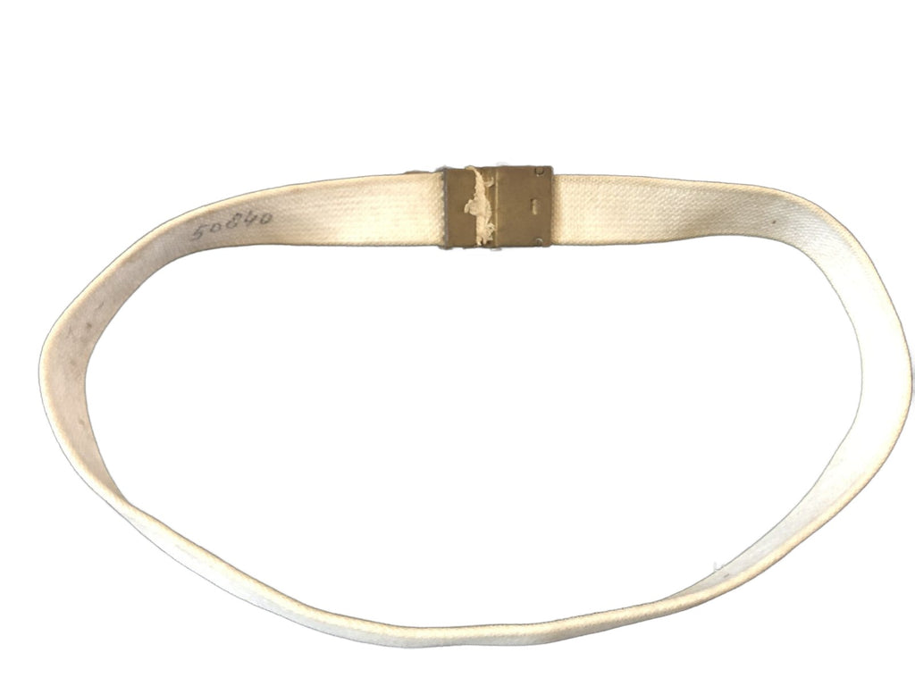 Broekriem gedragen in Ned-Indie