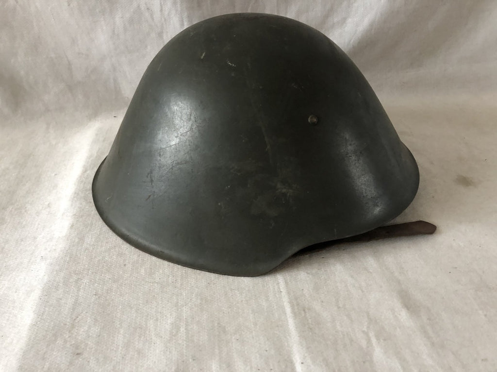NVA Staalhelm