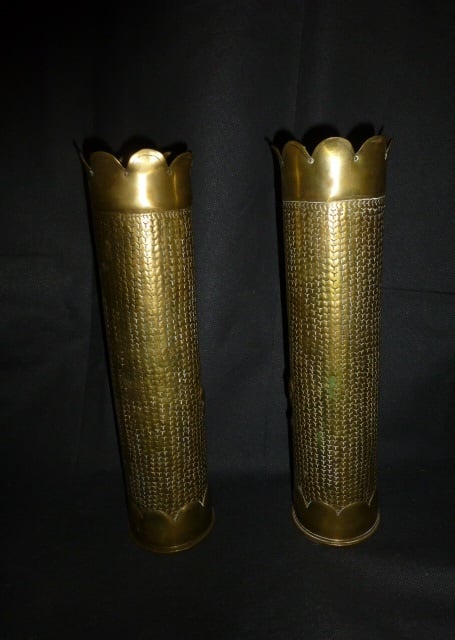 Bewerkte koperen hulzen