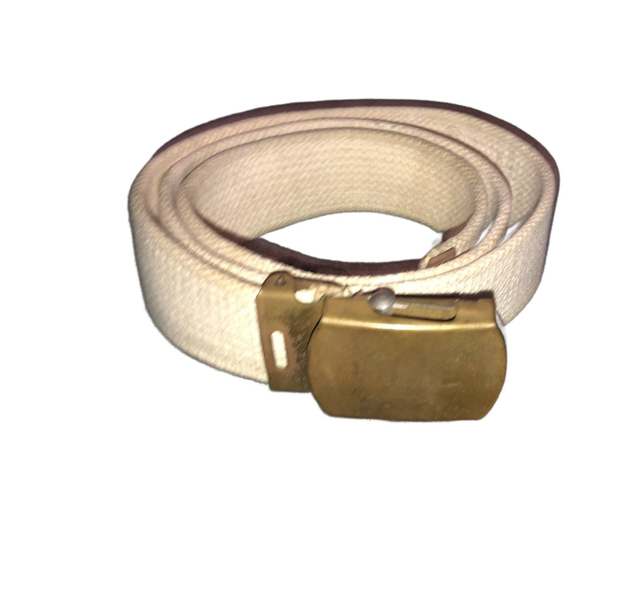 Broekriem gedragen in Ned-Indie