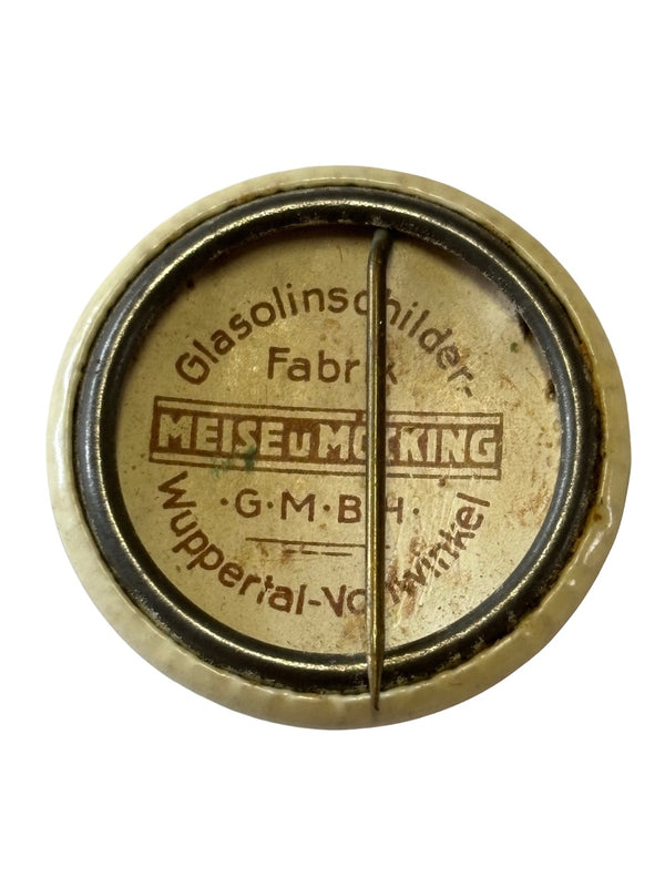 Rare HAPAG Hamburg-Amerika Linie advertising badge hover image