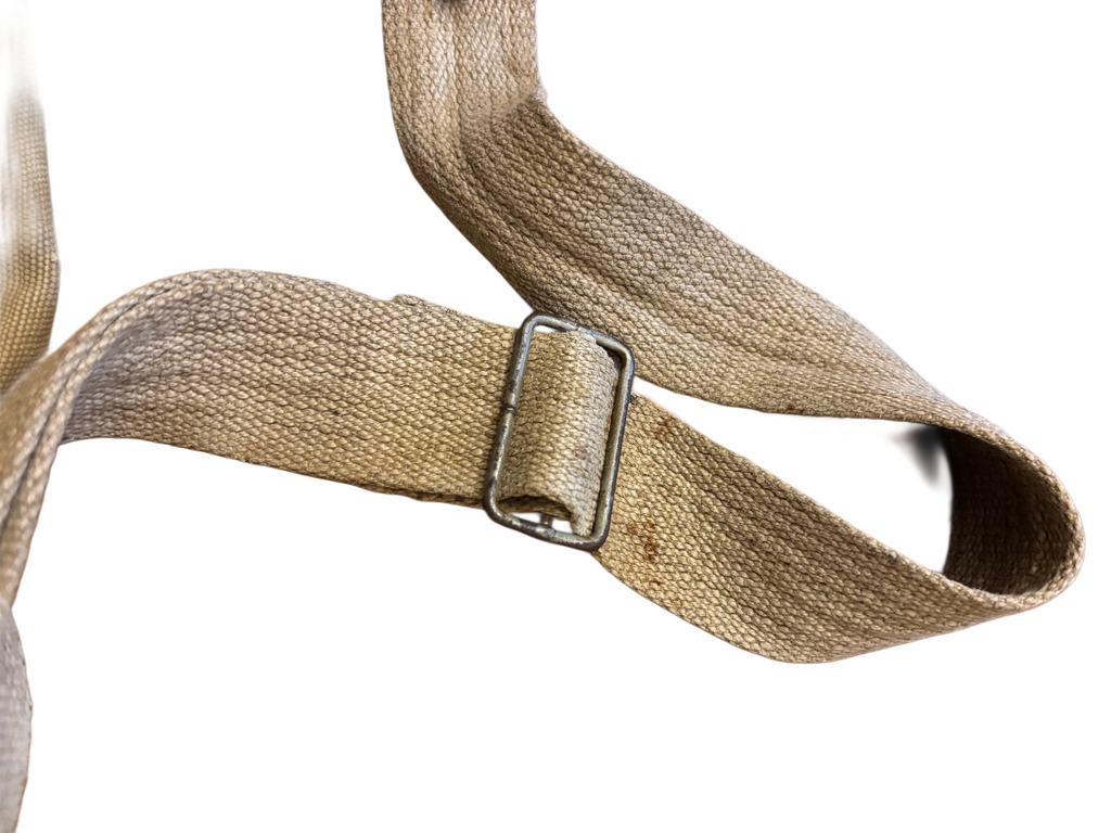 ANP Franse gasmaskertas met masker en filter WO2 1939