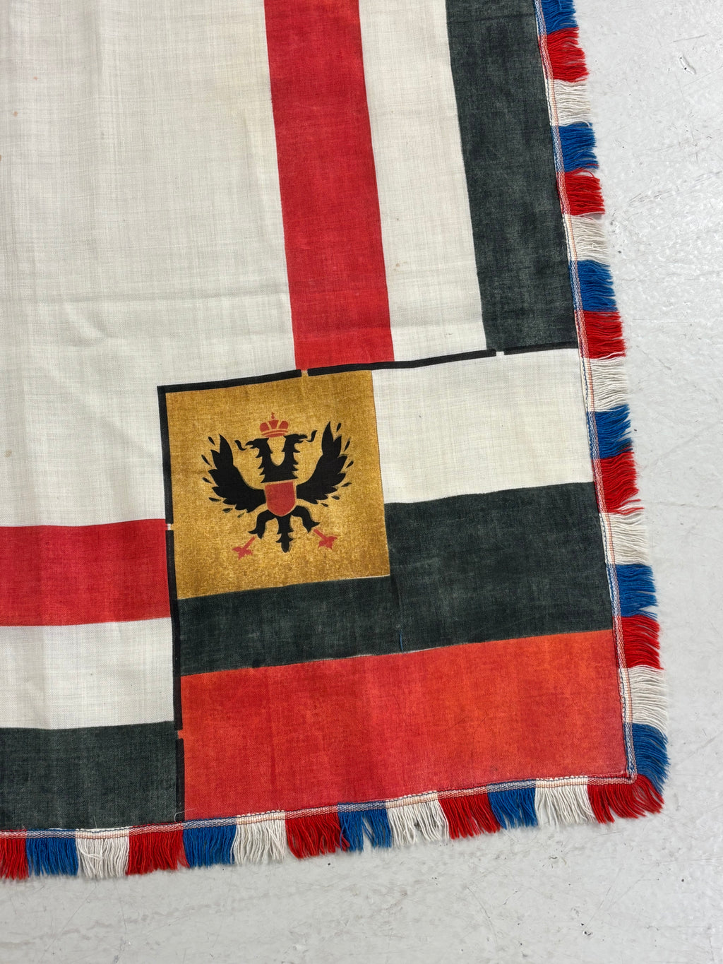 Uniek zeldzaam WO1 handgeschilderd herdenkingsvaandel linnen 2 x 2,15 M