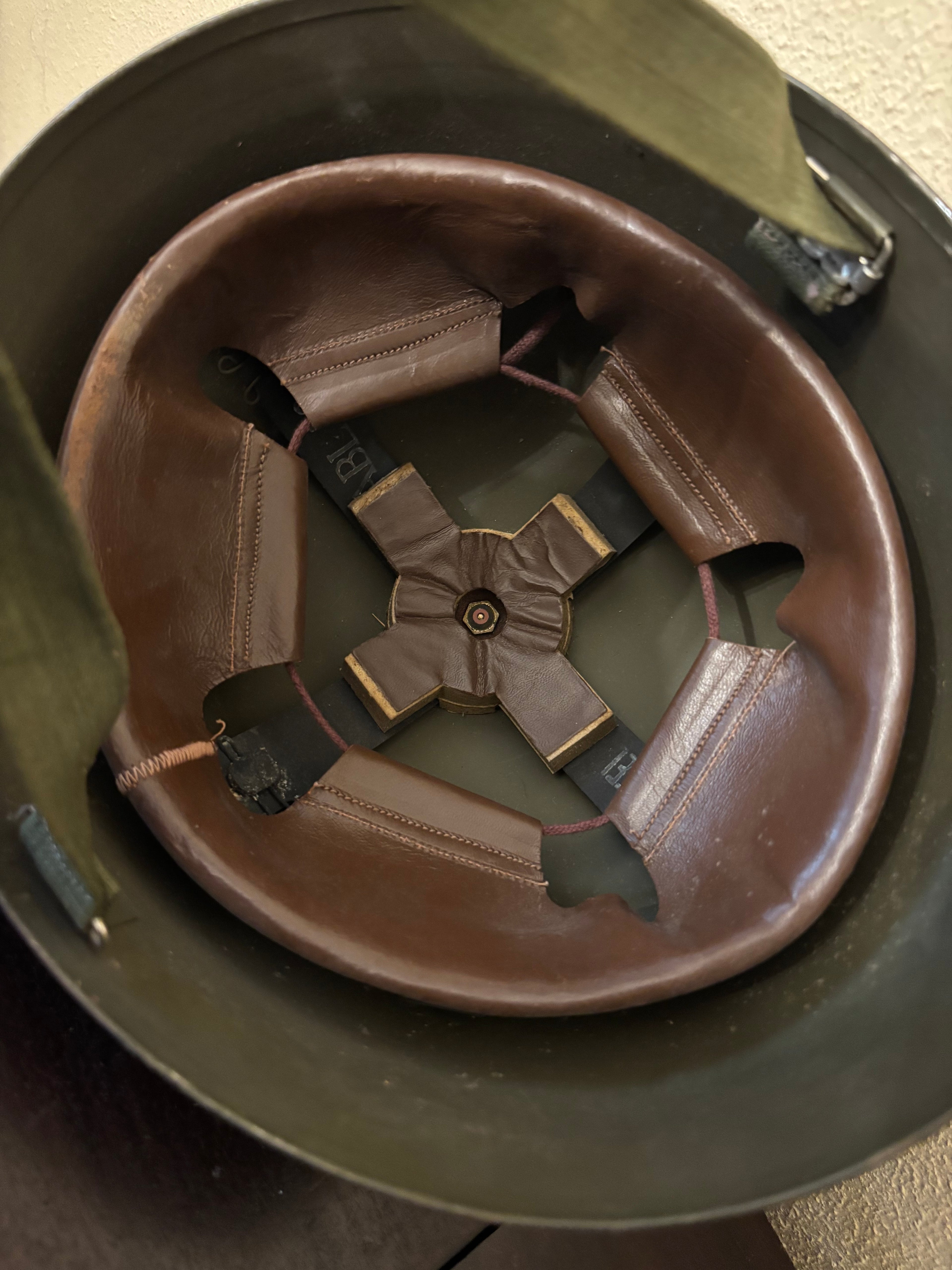 Belgian RECCE helmet maker Sartel 1952