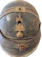 Ancien casque de pompier français en métal, vers 1900