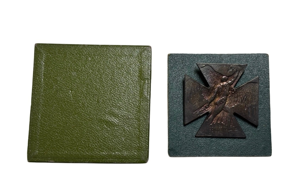 Franse WO1 insigne  “Journée du Poilu 1915”