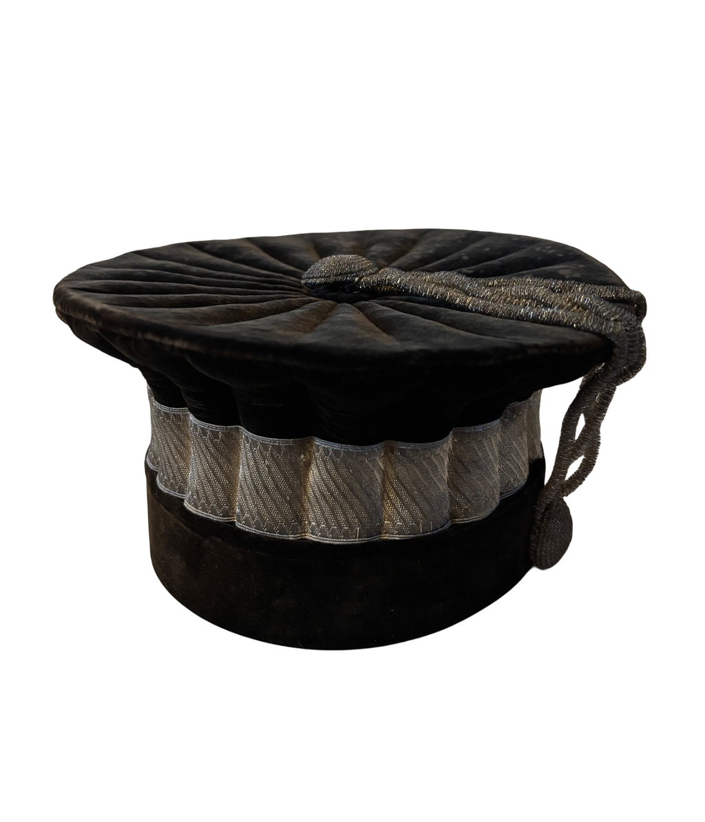 Antique French academic Toque with original box Paris ca. 1900