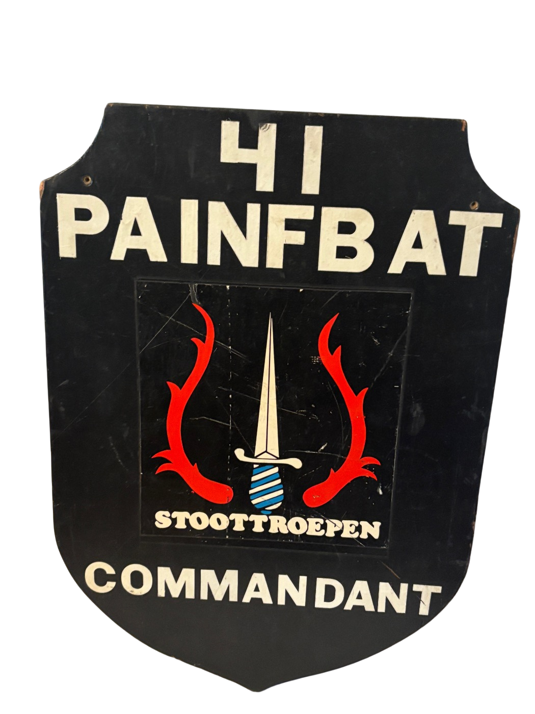 Houten schild 41 Painfbat Stoottroepen