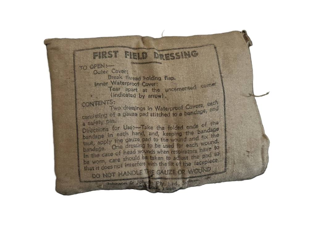 Eng. First Field dressing  1940