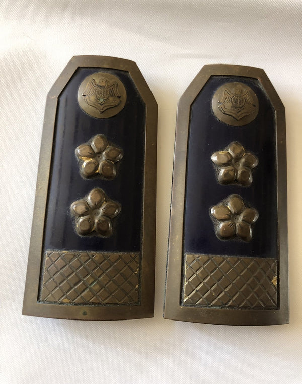 Japanse epauletten WW2 hover image