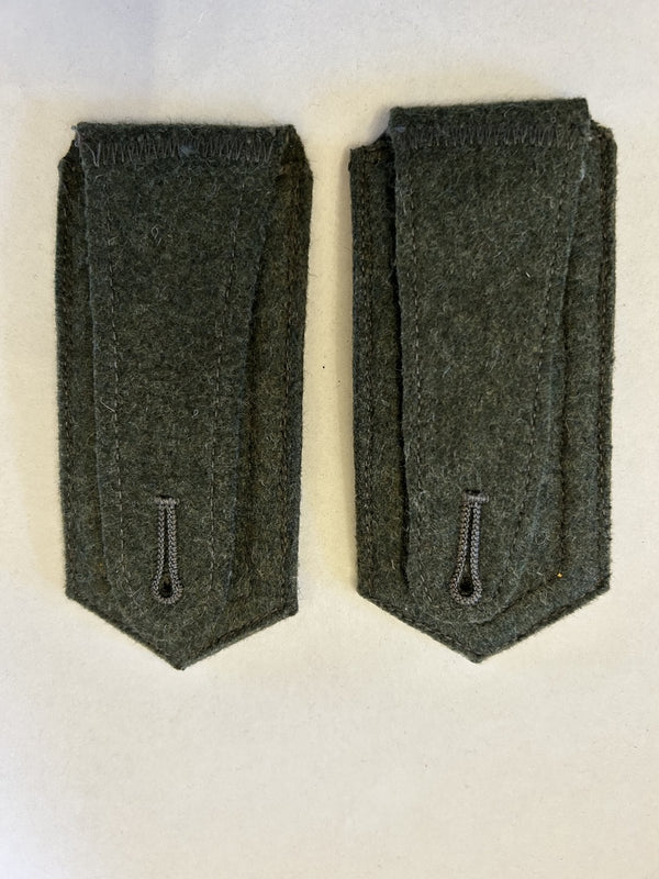 1 paar Schulterklappen Küsten Artillerie  ww2 hover image