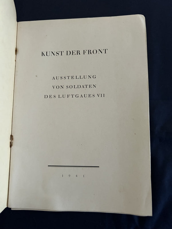 Kunst der Front Ausstellung von Angehörigen des Luftgaues VII  1941 hover image