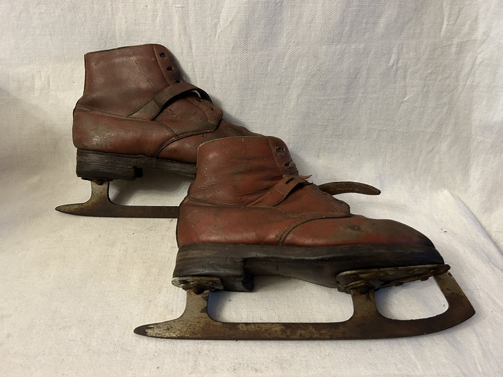 Schaatsen uit de 40er jaren