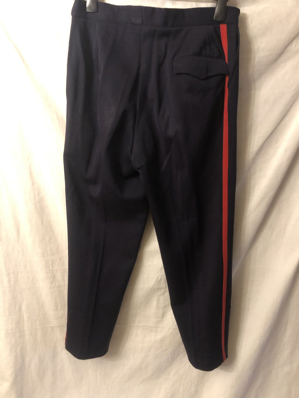 Pantalon zwart met rode bies