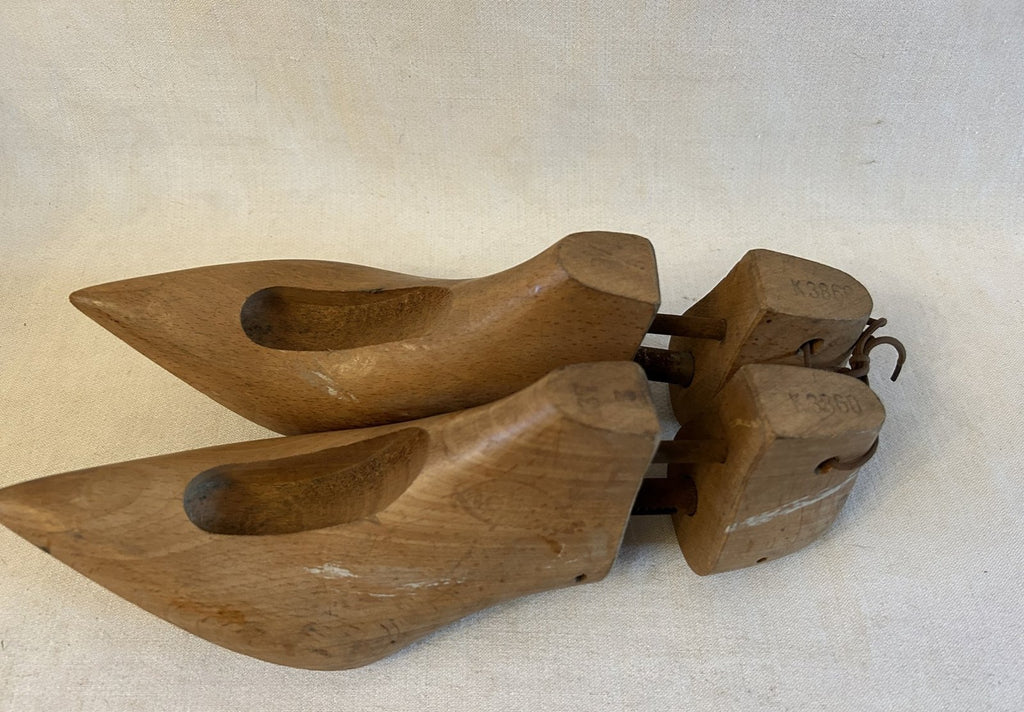 Houten schoenmal dames jaren 50-60