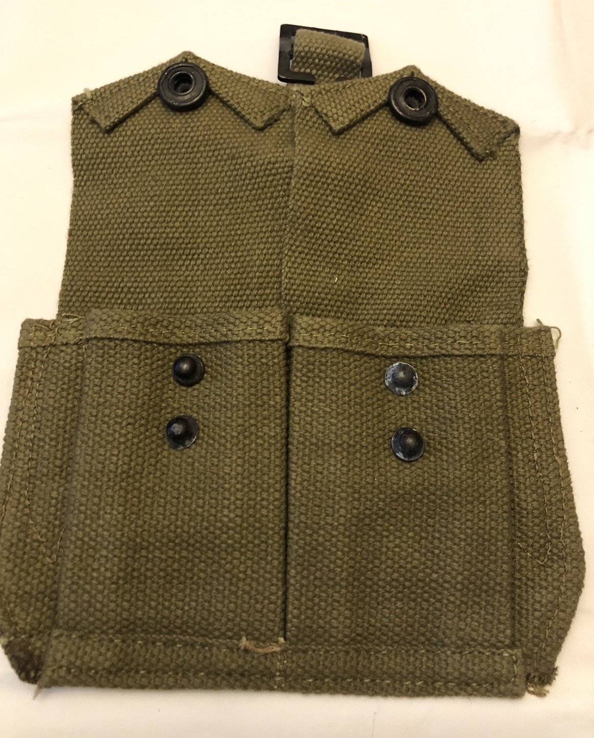 Britsh ammo pouch 37 patern. ww2