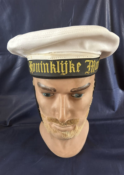 Chapeau de marin bleu marine