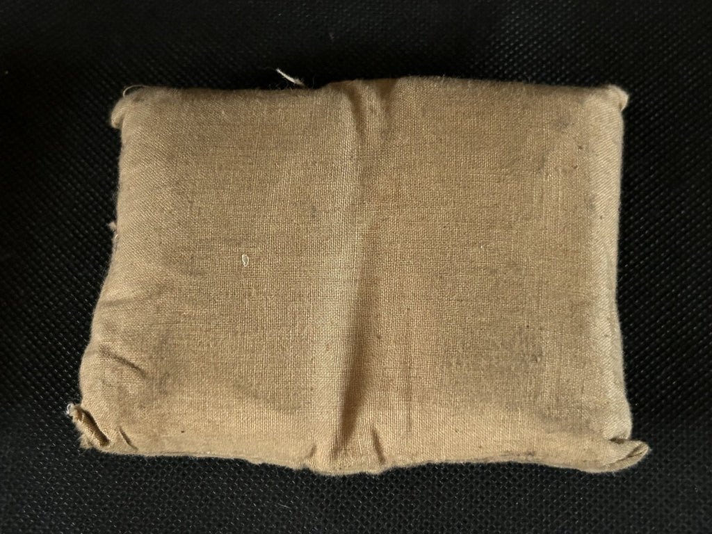Eng. First Field dressing  1940
