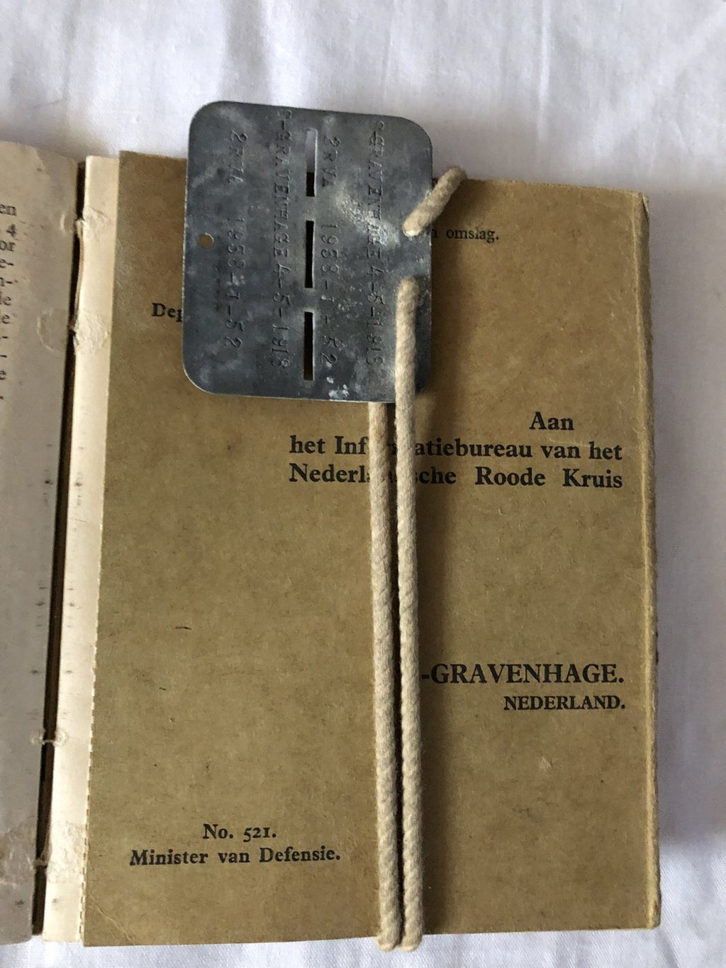 Oorlogszakboekje 2e Regiment Veld-  Artillerie  +naamplaatje 1938