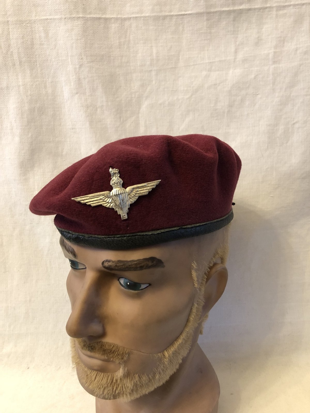 Engelse model Para baret wo2 ,maat 59