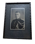 Ingelijste foto van een Marechausser  -1936