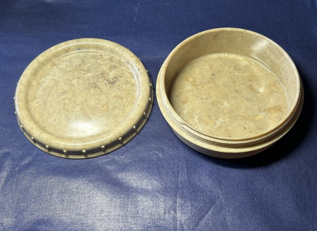 Duitse Bakelieten boterdoos