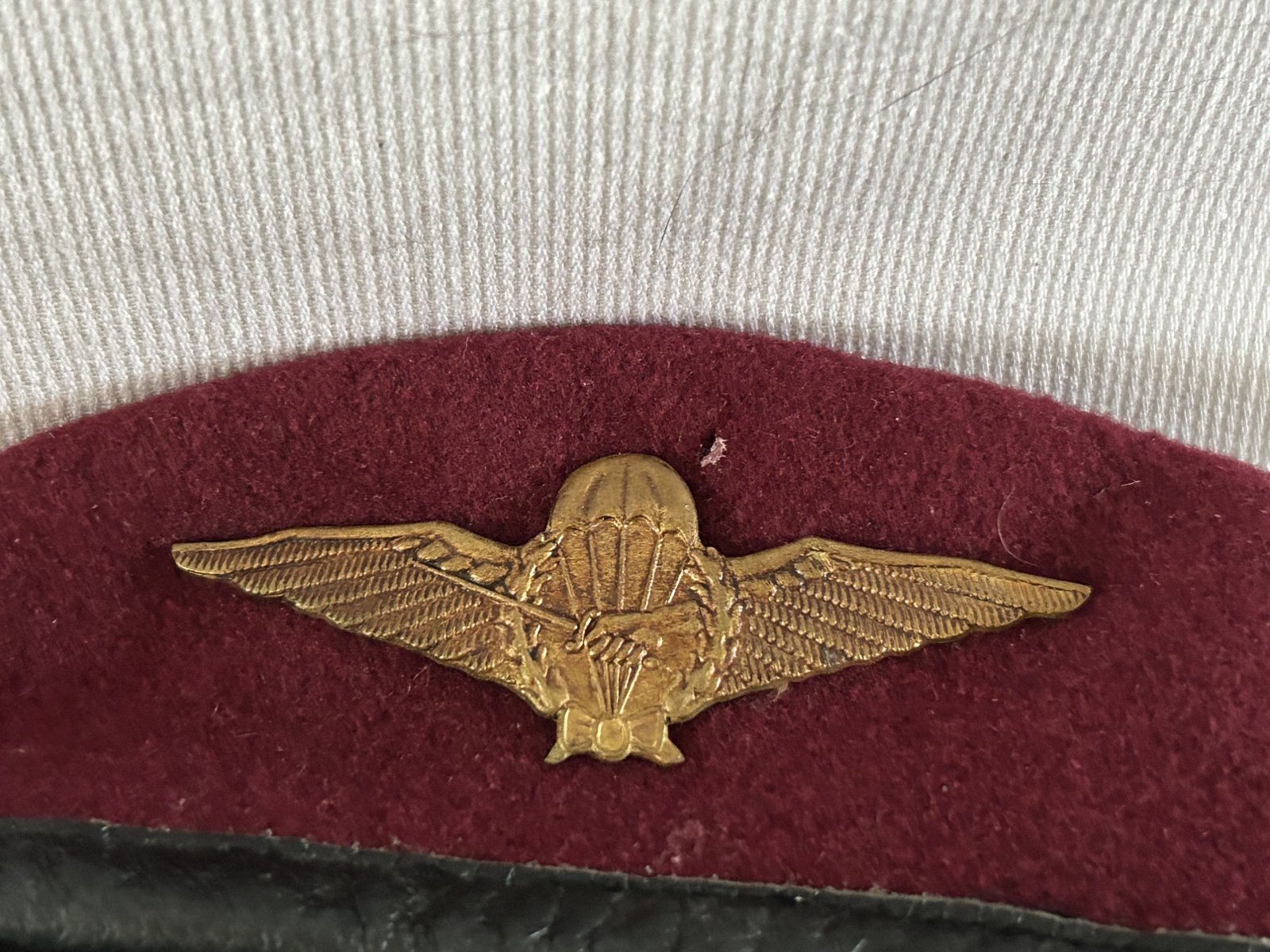 Para baret (reunie aanmaak)