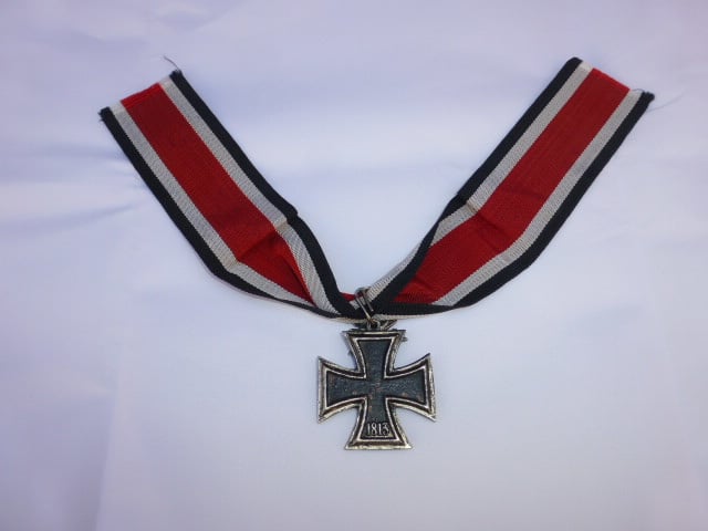 Ritterkruis met eikenloof en zwaarden