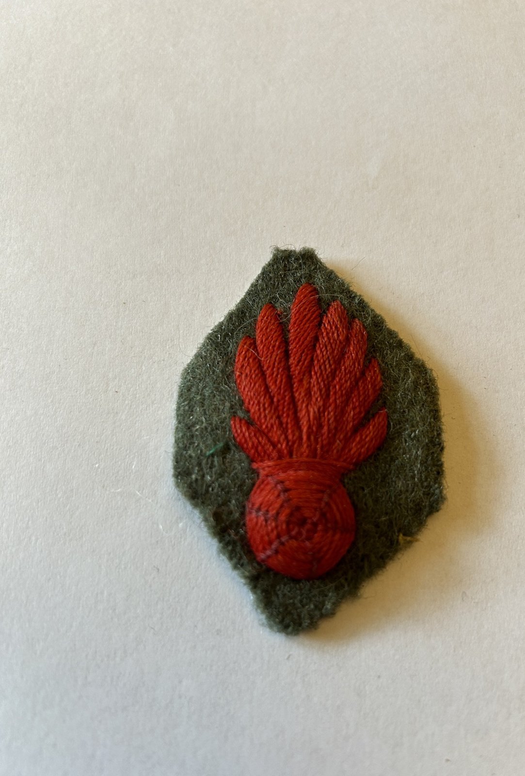 Kraagembleem Manschap Grenadier voor 1940