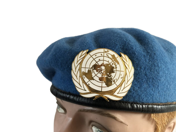 UNO baret hover image