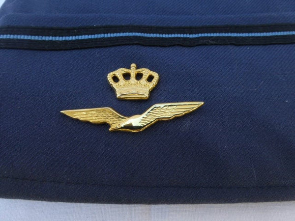 Officier de terrain hover image