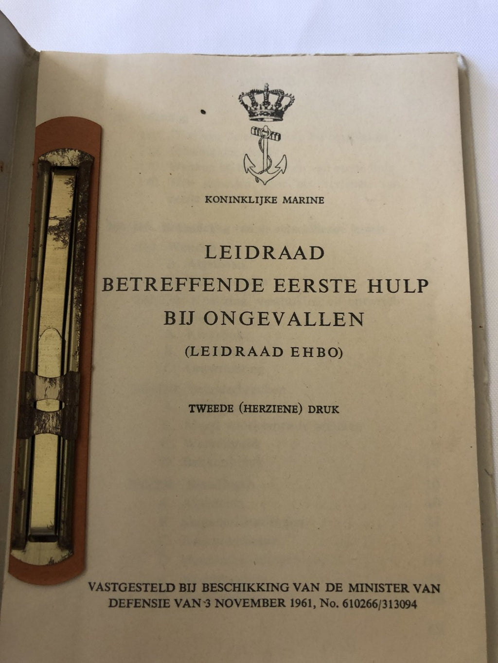 Handboekje Koninklijke Marine Leidraad EHBO 1961