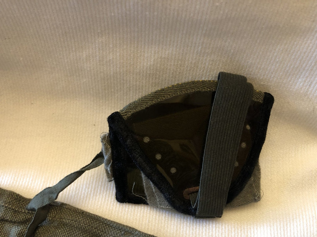 2 Wehrmacht stofbrillen in hoesje wo2 ( Augenschützer)