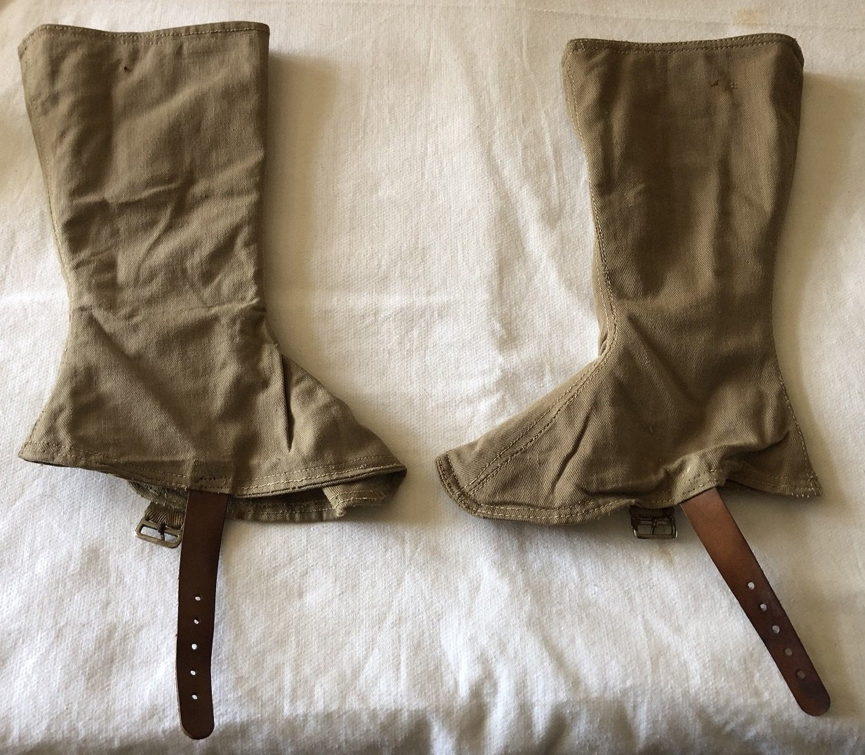 WW2  ATS gaitres 1945