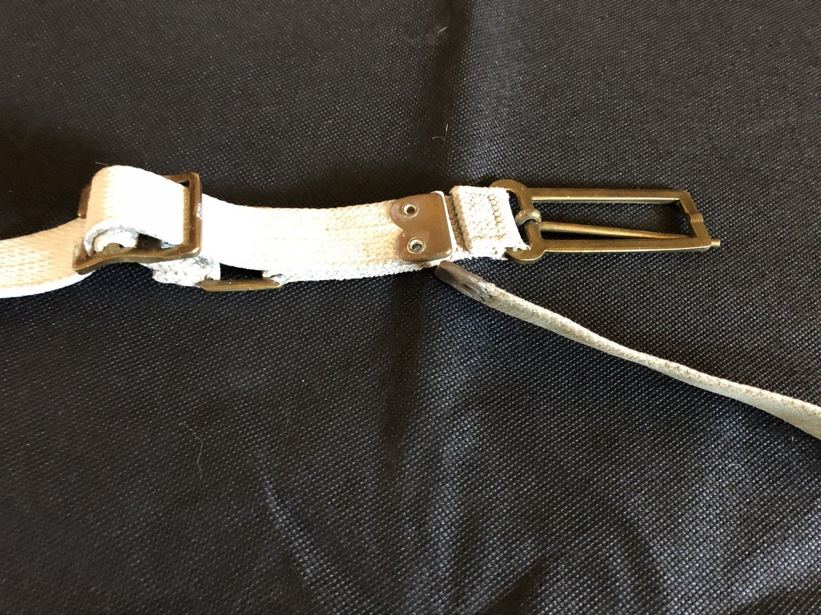 Witte webbing koppel en pistooltas FN 9 mm