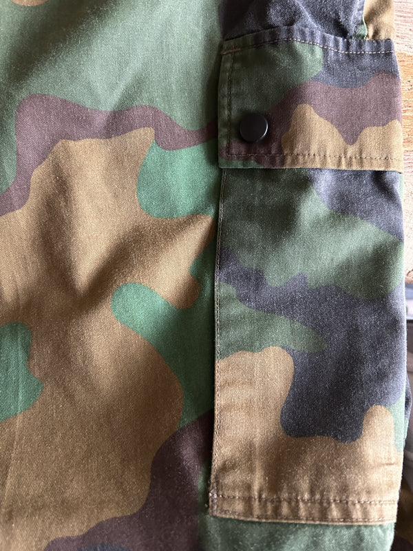 KL  Jungle camouflage broek hover image