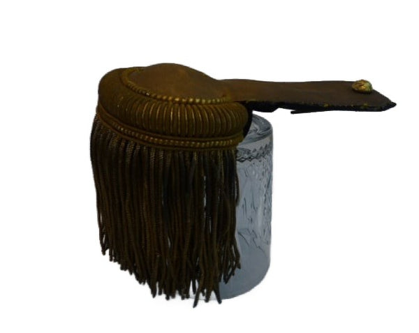 1 Gala epaulet hover image