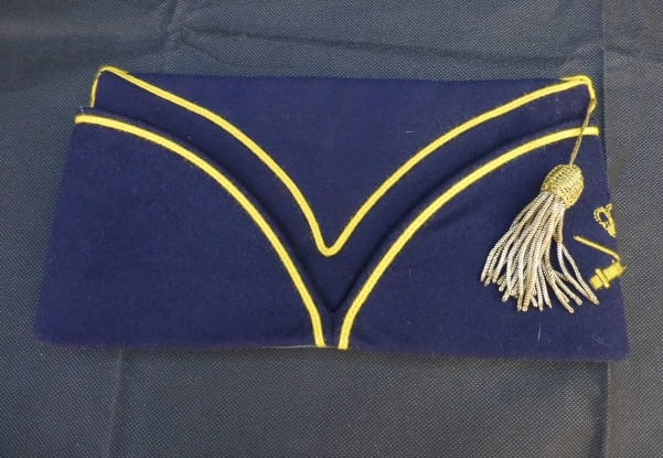 Kwartier muts  Gele Rijders