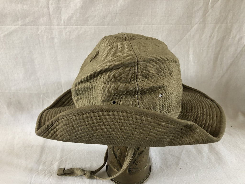 Chapeau kahki , uit de 60er jaren