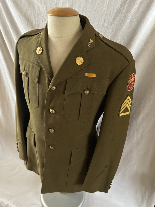 Uniform Luxemburg 60-70er jaren hover image