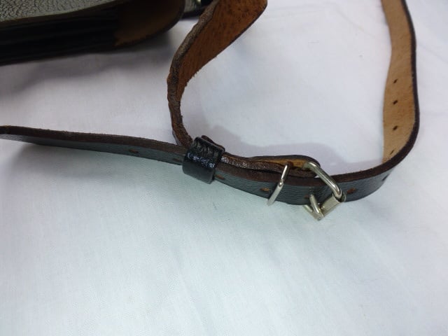 Zwart lederen kaartentas