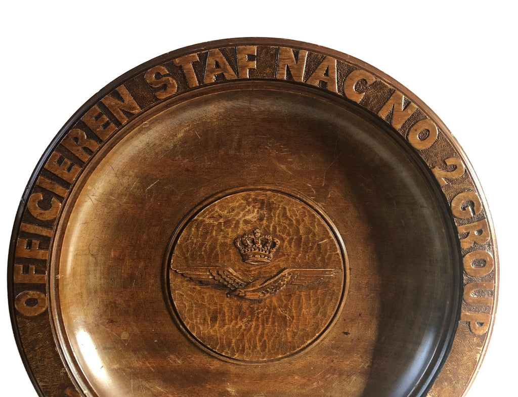 Houten herinneringsbord Officieren  Koninklijke Luchtmacht