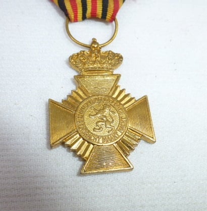 Belgische Militaire ereteken 1ste klasse hover image