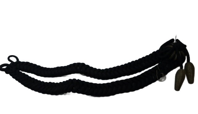 Zwart koord voor op de borst van de rouwmantel