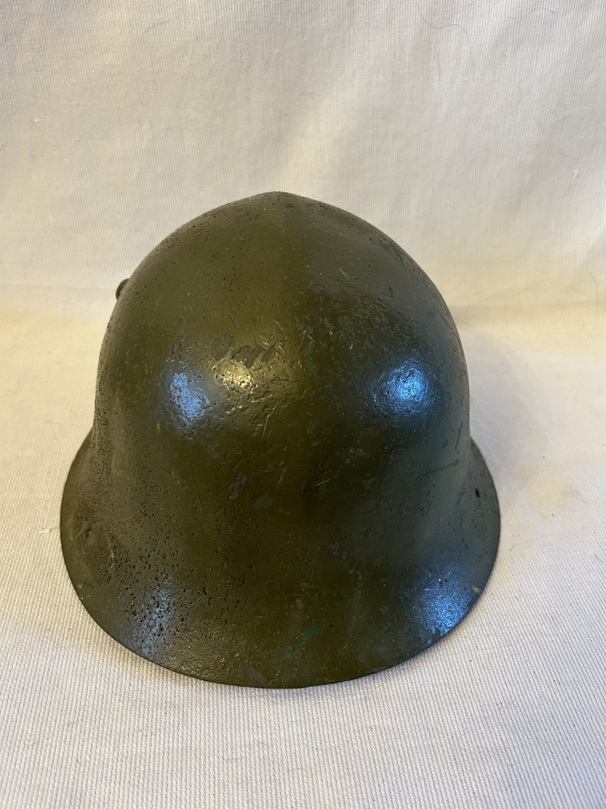 Bulgaarse Model 39 helm