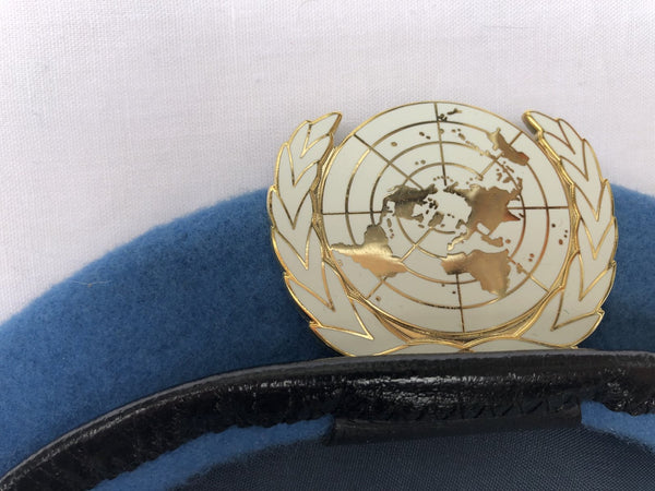 UN baret hover image