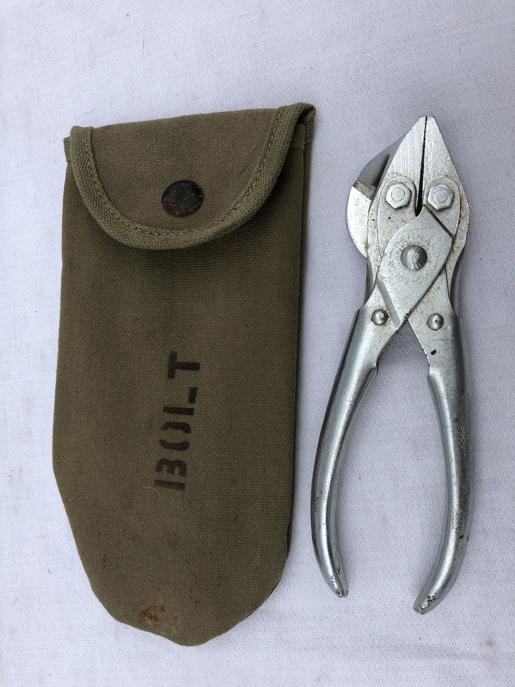 Kniptang met foudraal