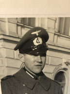 Foto Wehrmacht Onder Officier met wintermantel ww2